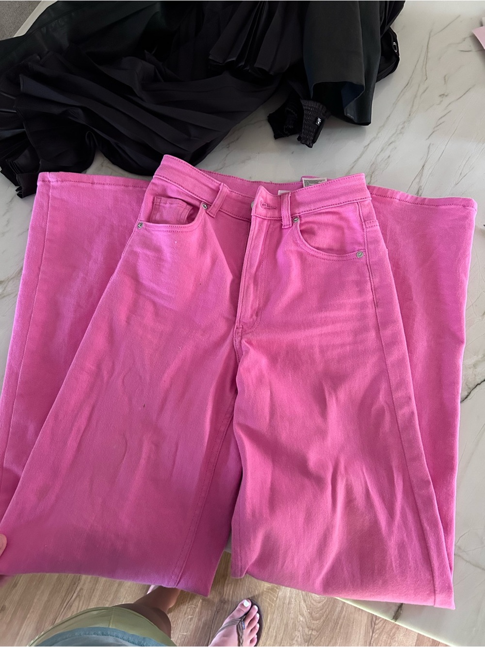 H&M Bright Pink Wide-Leg Jeans - Picture 1 of 3